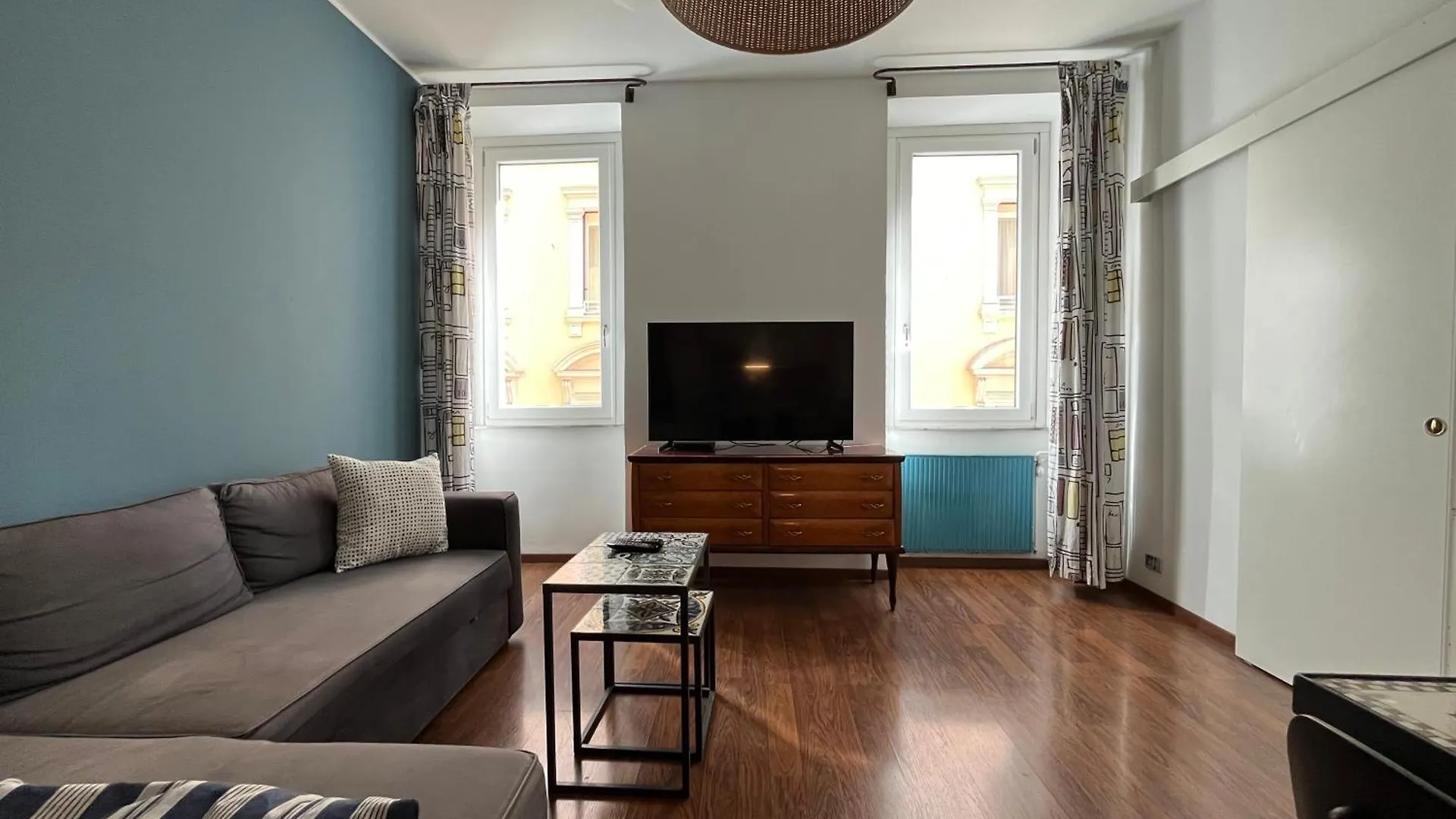 Mary Rome Apartment Italy