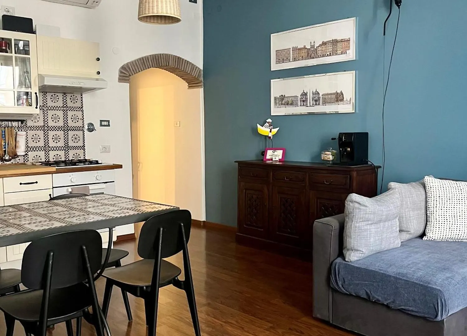 Mary Rome Apartment